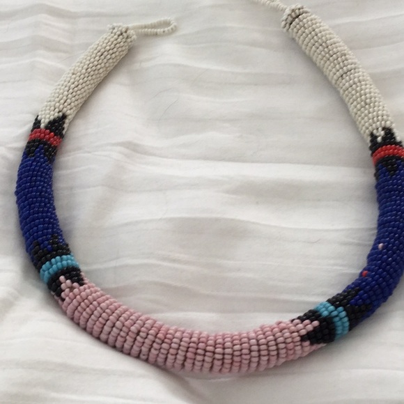 Jewelry - Indian beaded choker